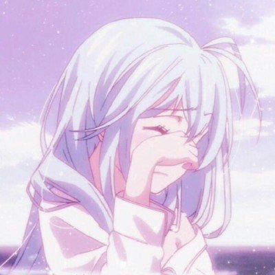 女子开车忘拉手刹把自己撞了